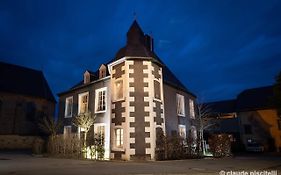 Chateau De Clemency